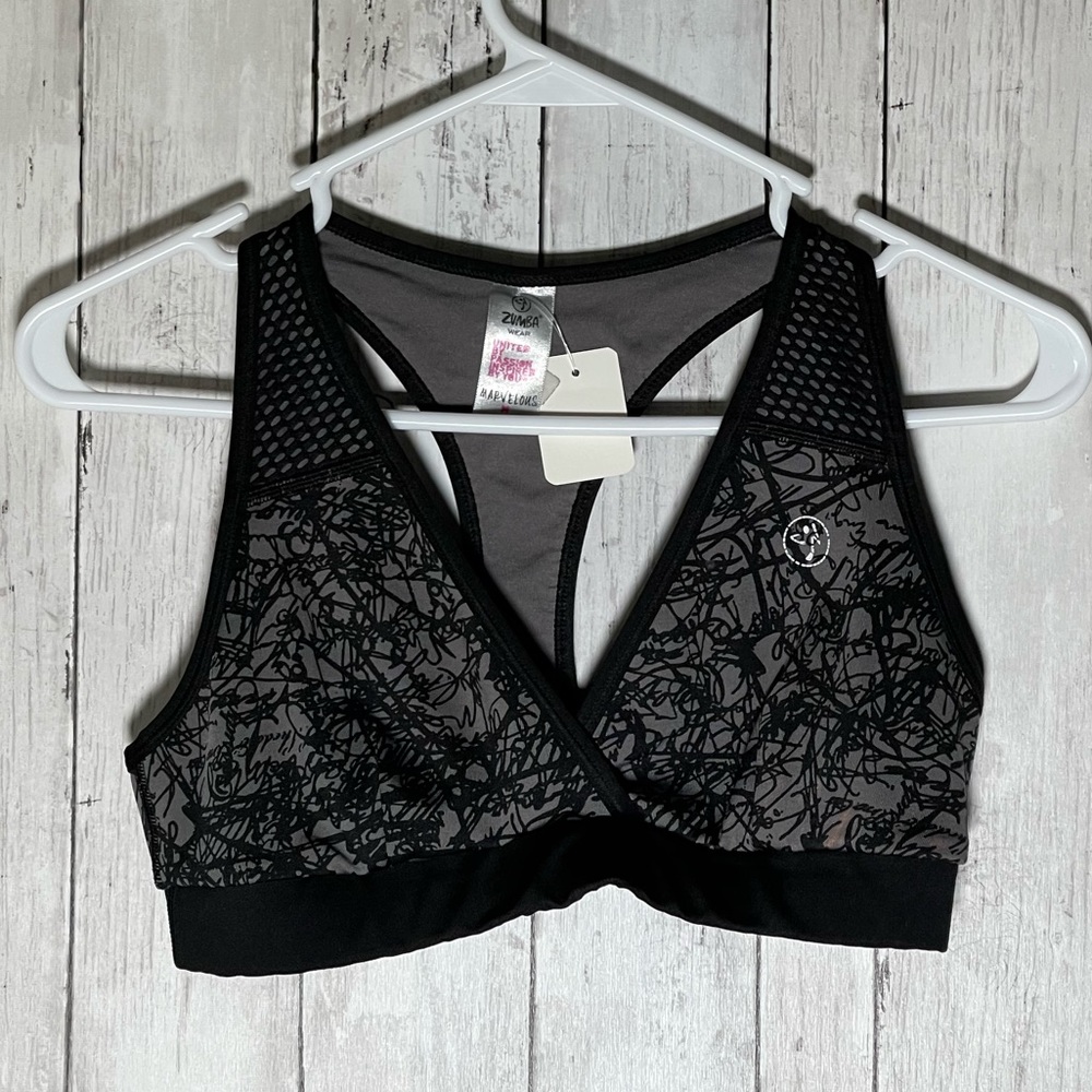 Zumba Scribble V Bra - Size Marvelous Medium -Gunmetal Gray
